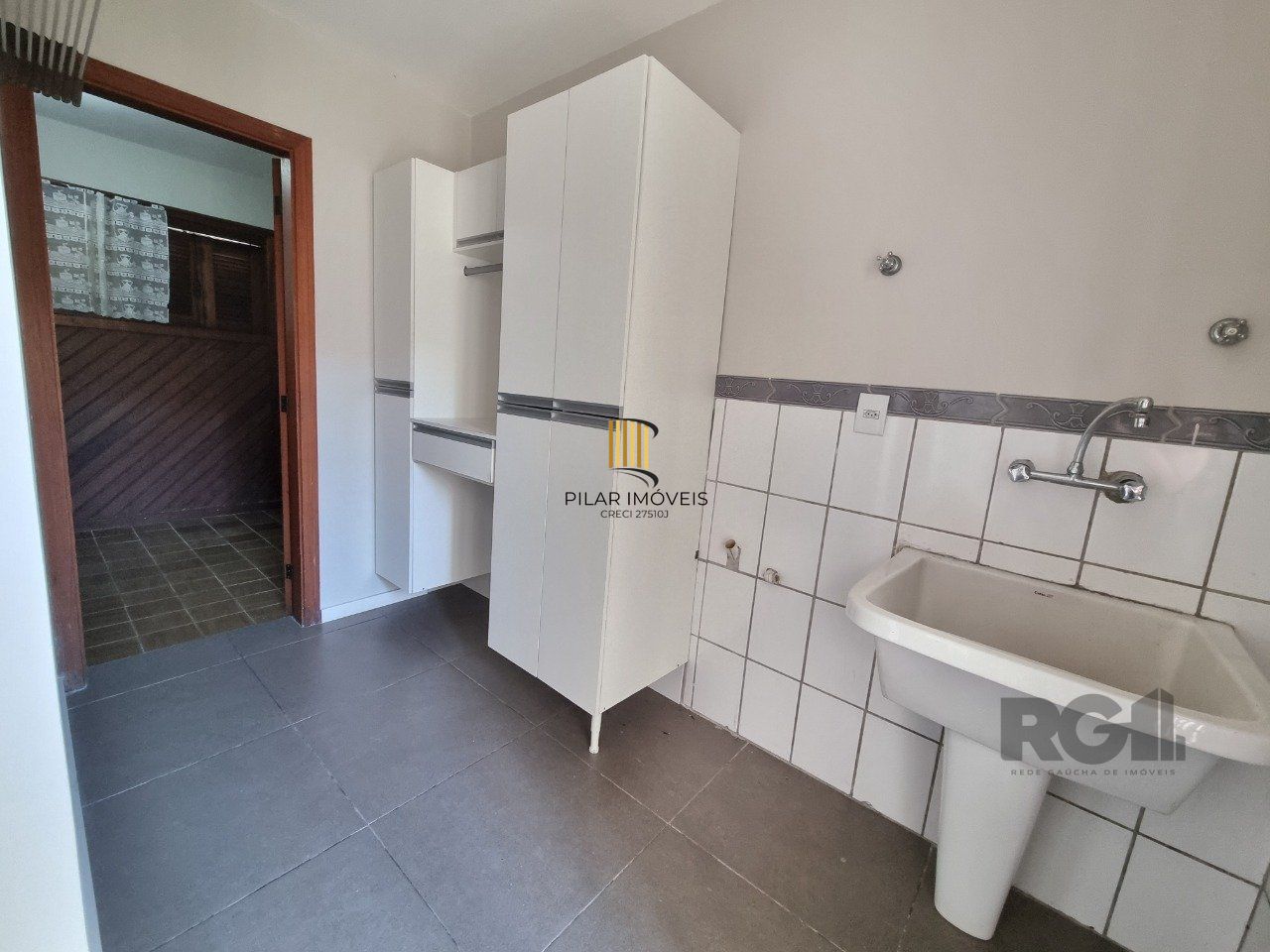 Casa Cond 5 dorm, 3 WC, piscina, jadim grande, cavalhada, Porto Alegre, RS