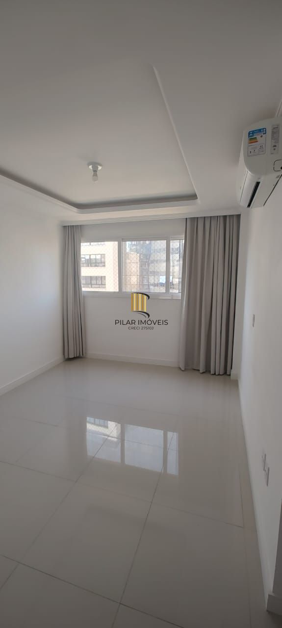 Apartamento com 03 Quartos e 02 vagas em Torres (01 suíte)