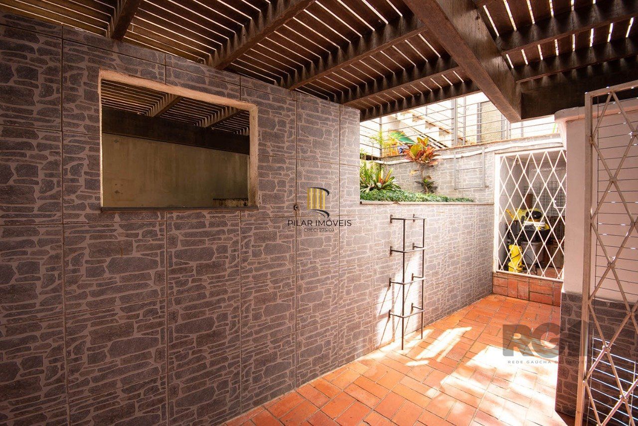 Casa 3 Dormitório(s) Bairro Centro Histórico
