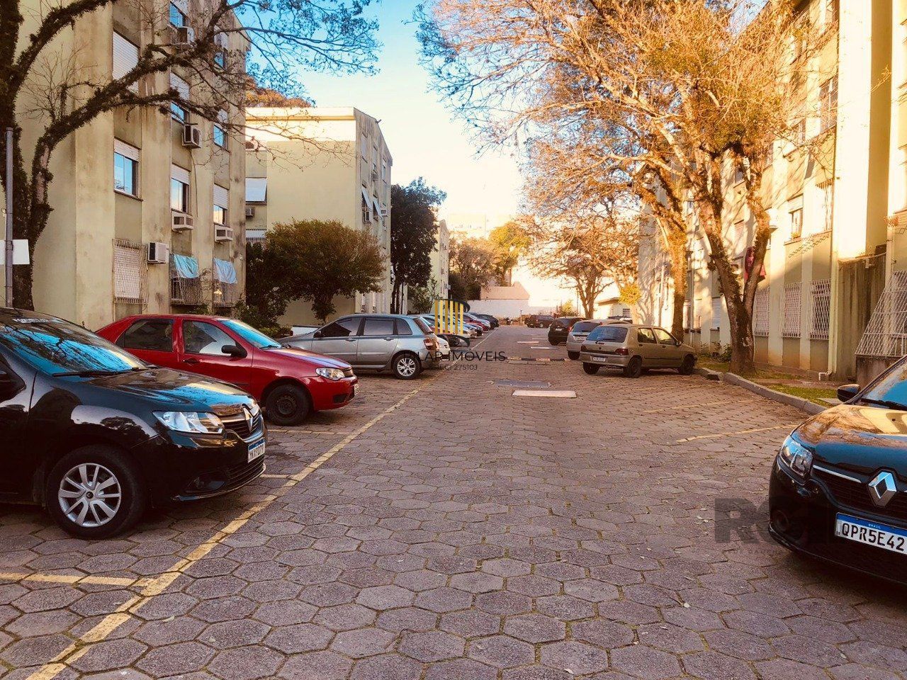 Apartamento de 1 dormitório com vaga no bairro Vila Nova