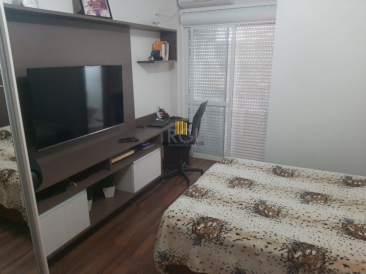 Casa com 2 quartos, 2 suítes, varanda, 1 vaga de garagem, no bairro Aberta dos Morros, Porto Alegre/RS