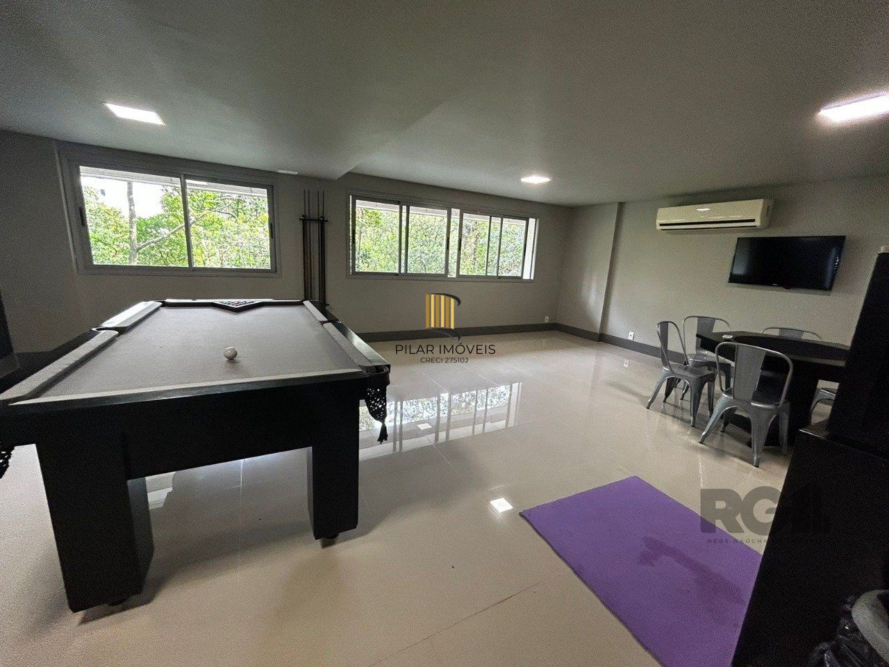 APARTAMENTO, 1 DORMITÓRIO, SACADA COM CHURRASQUEIRA, VAGA DE GARAGEM, BAIRRO PETRÓPOLIS, PORTO ALEGRE/RS