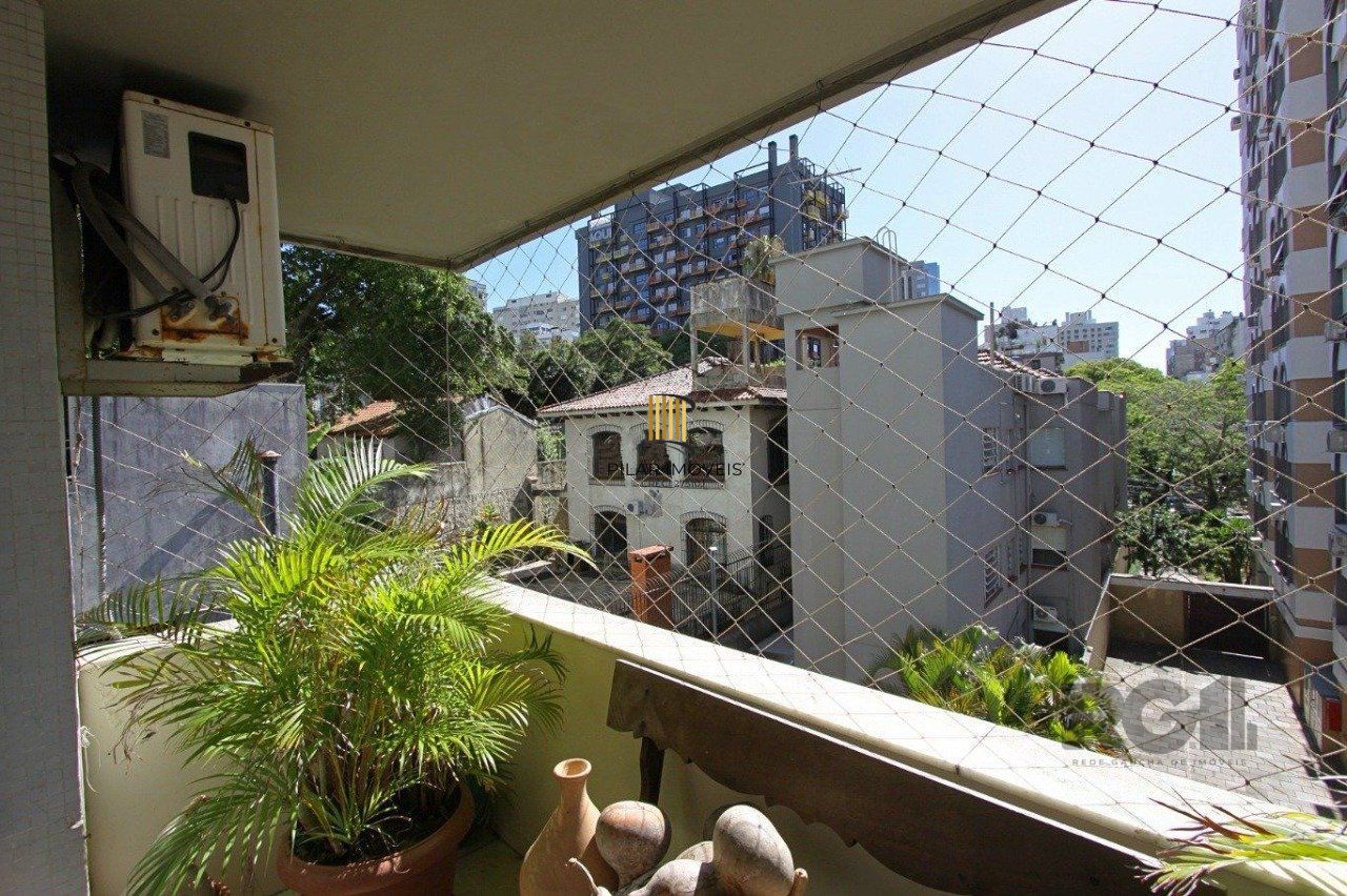 Apartamento a venda no coração do bom fim em Porto Alegre.