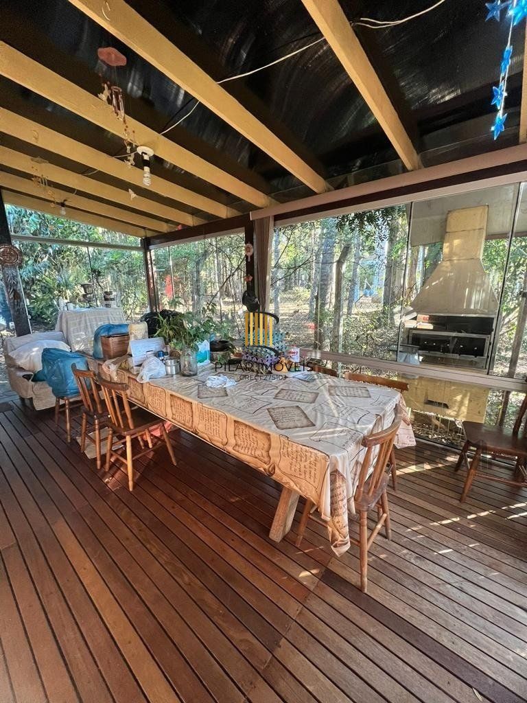 Casa com 4 quartos, suíte, churrasqueira, vaga de garagem, no bairro Elsa, Viamão/RS