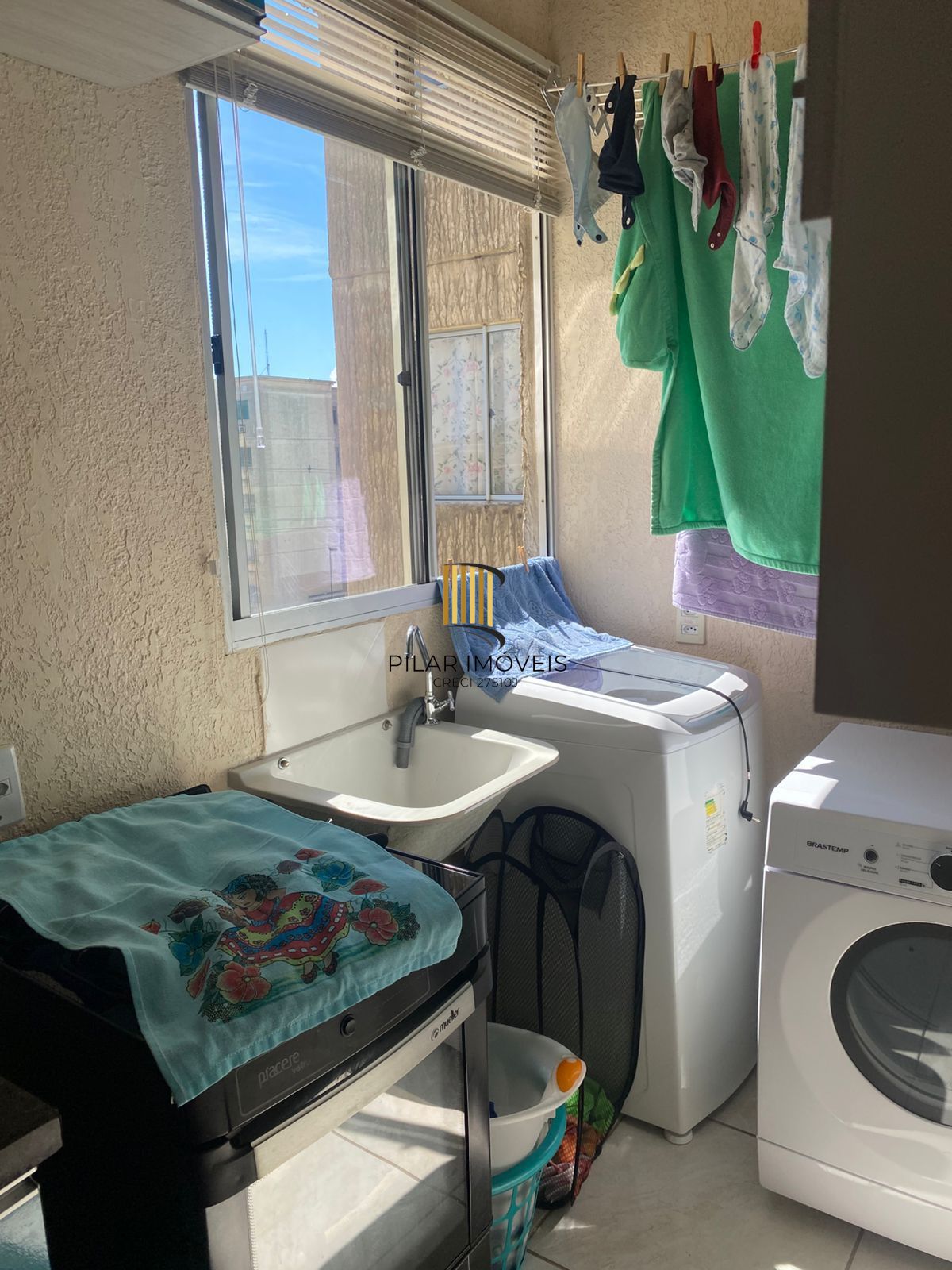 Apartamento com 02 quartos e 01 vaga no Bairro Sarandi