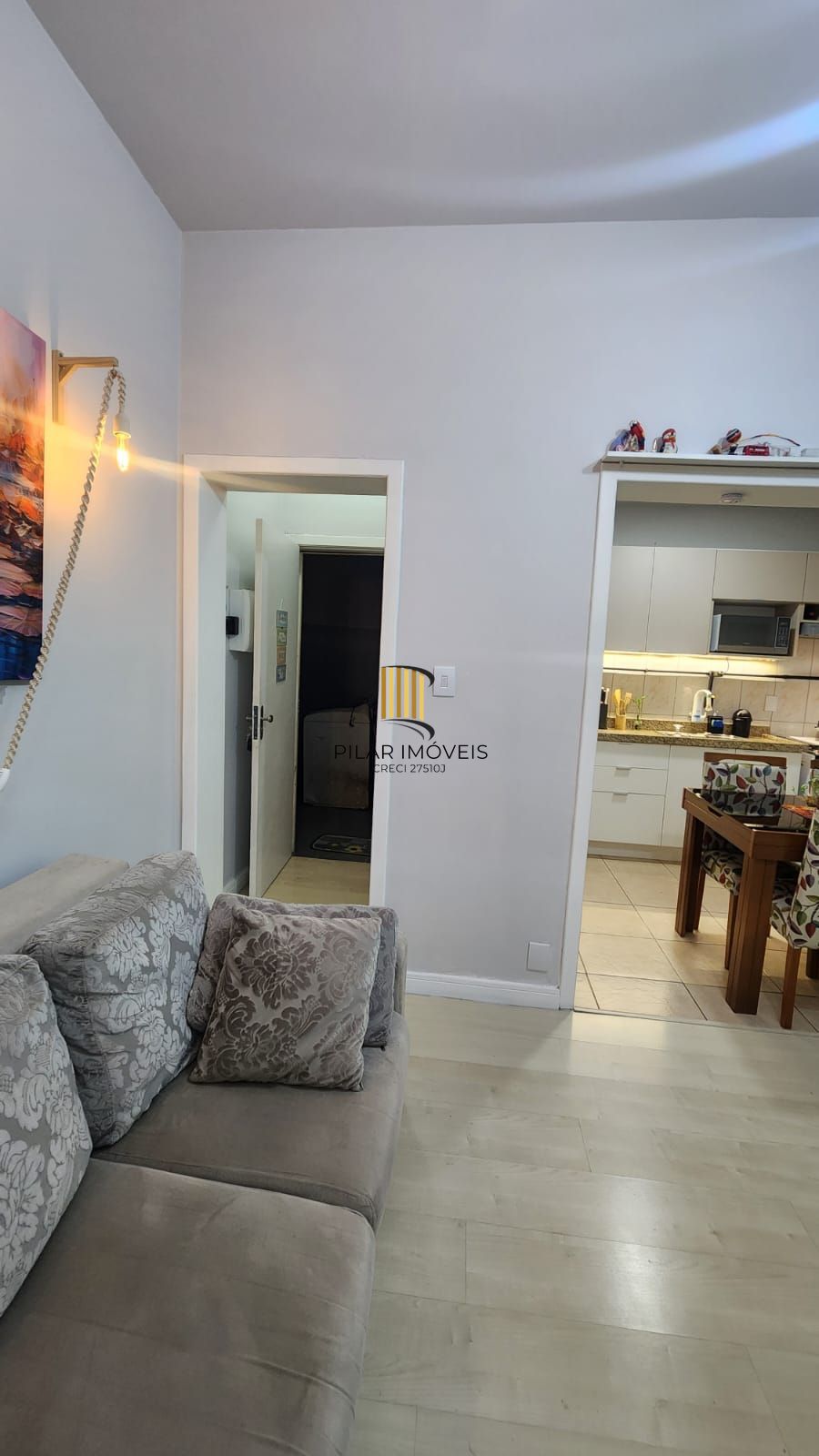 Apartamento com 02 Quartos e 01 Banheiro no Bairro Petrópolis em Porto Alegre