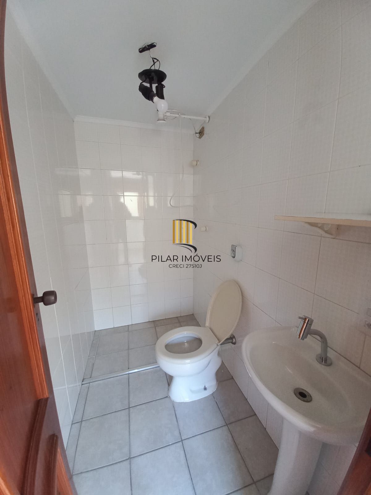 Apartamento reformado no coração da Tristeza