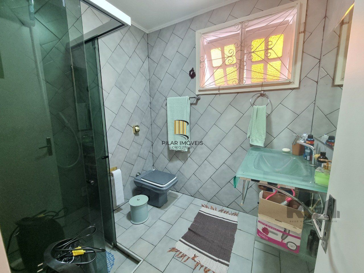 Casa 4 dormitórios, 4 vagas, espaço gourmet, piscina, jardim do salso Porto Alegre RS
