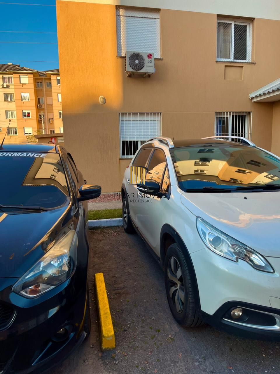 Apartamento com 02 quartos e 01 vaga no Bairro Restinga em Porto Alegre