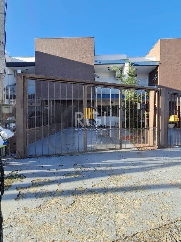 Casa com 2 quartos, 2 suítes, varanda, 1 vaga de garagem, no bairro Aberta dos Morros, Porto Alegre/RS