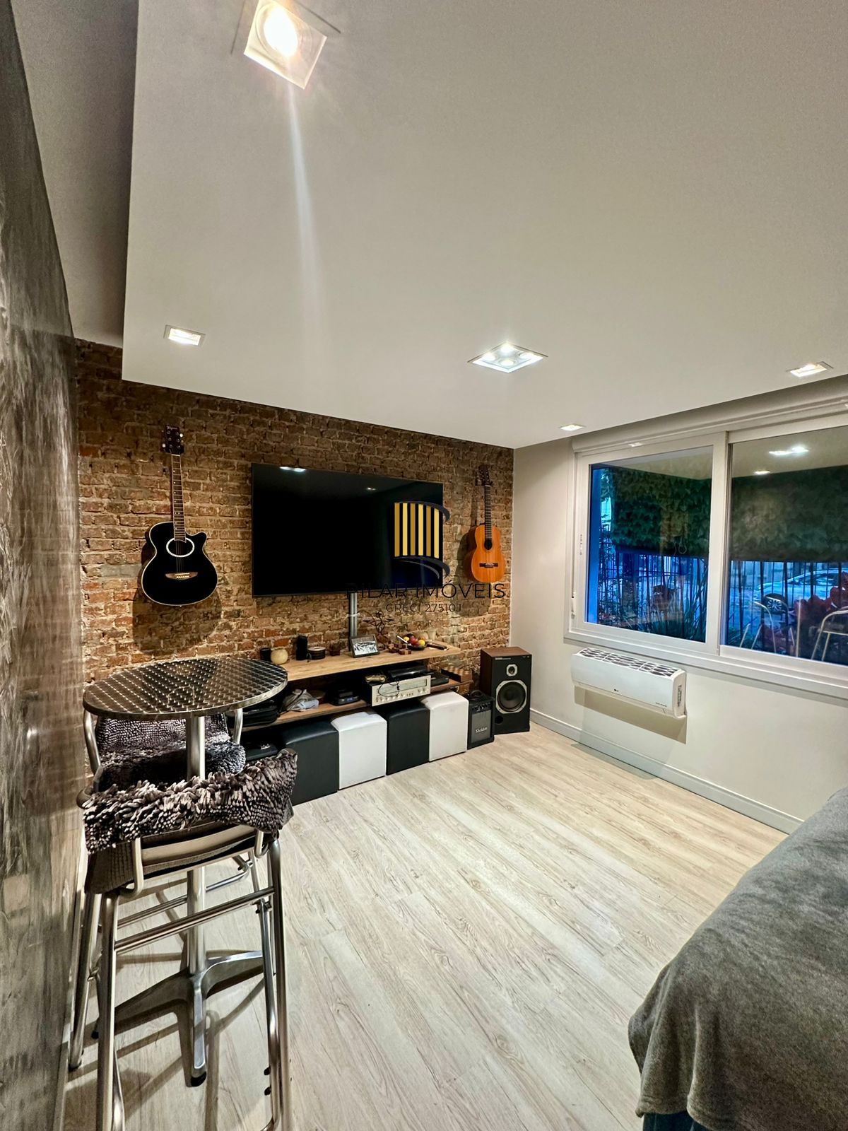 Loft/JK reformado, no Bairro Petrópolis em Porto Alegre