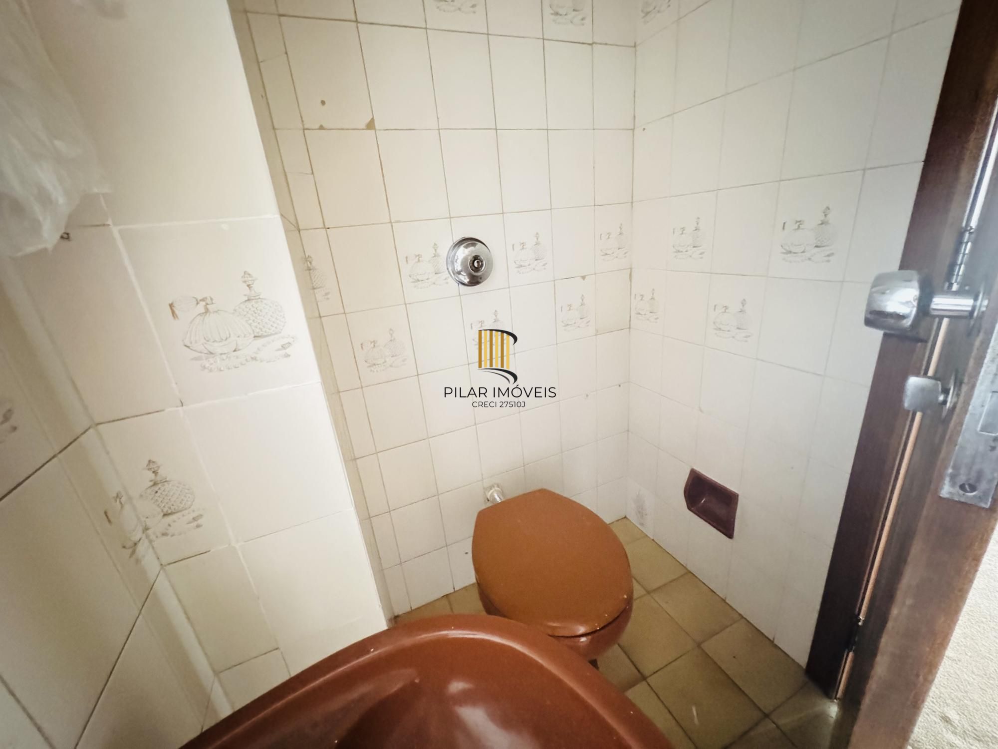 Sala Comercial 1 dormitório no bairro Centro Histórico