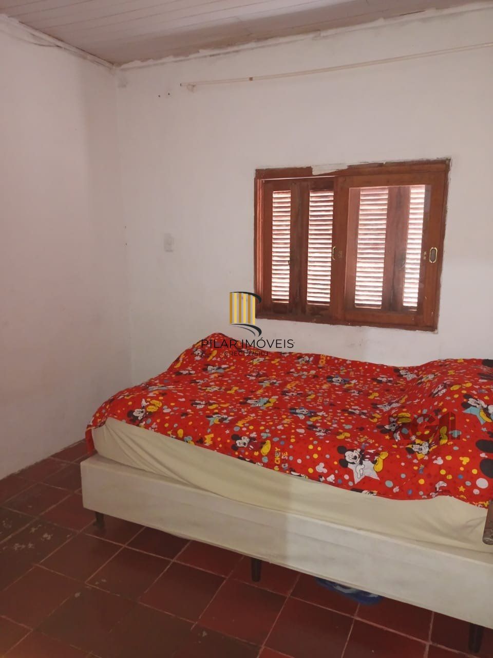 Casa para Venda - 482m², 3 dormitórios, 3 vagas - Camaquã, Porto Alegre