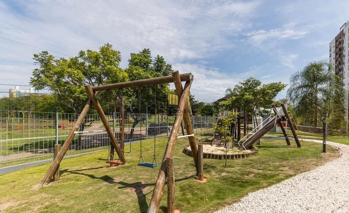 Cobertura com 157m2, 3 dormitórios no bairro Boa Vista.