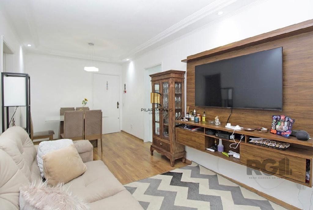 Apartamento 2 dormitórios, vaga de garagem, no bairro Camaquã, Porto Alegre/RS.