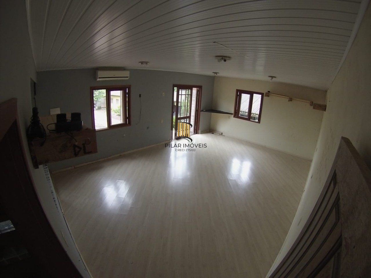 Casa 5 dormitórios no bairro Ponta Grossa