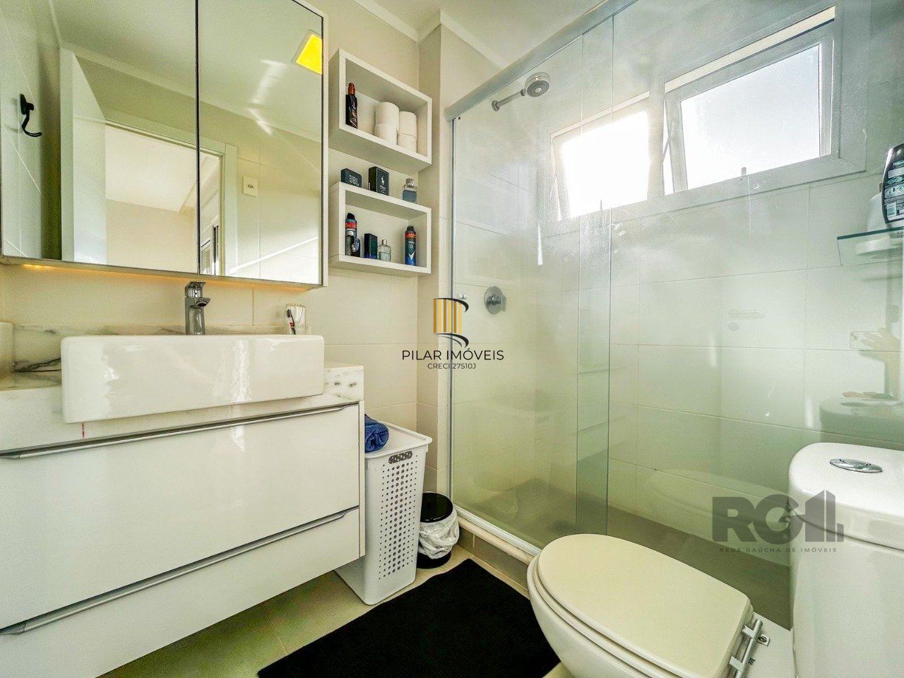 Casa Condominio para Venda - 196.38m², 4 dormitórios, sendo 2 suites, 2 vagas - Vila Nova