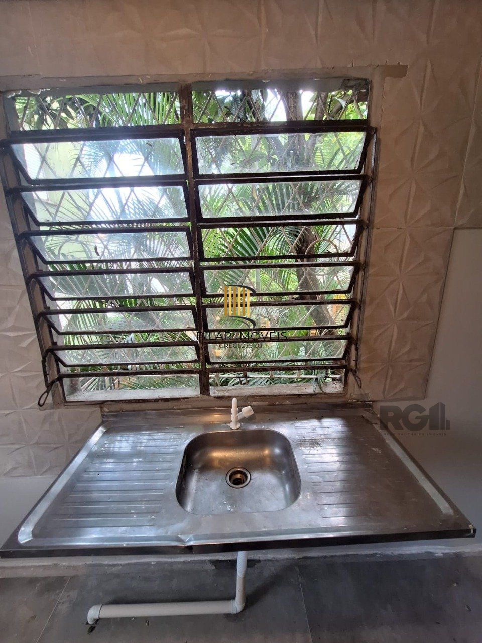 Casa 5 dormitórios no bairro Petrópolis