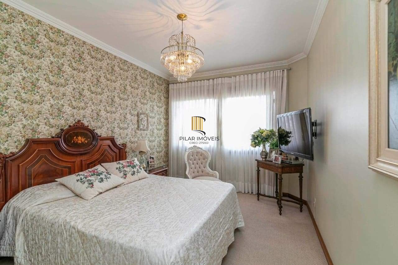 Apartamento para Venda - 246.47m², 3 dormitórios, sendo 1 suites, 2 vagas - Cristal