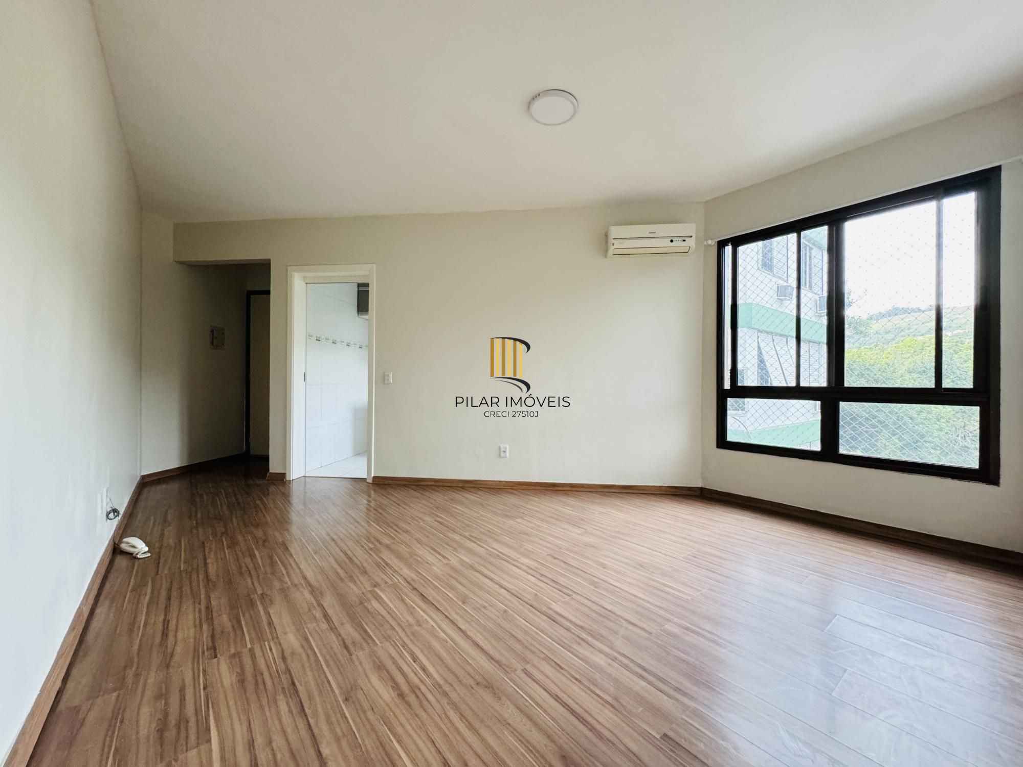 Apartamento com 2 dormitórios, 59m2, localizado no 5º andar, no Bairro Nonoai