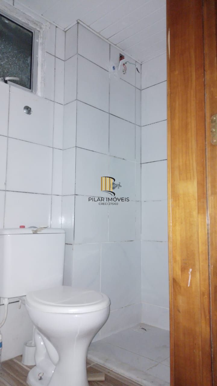 Apartamento dois dormitórios com vaga de garagem