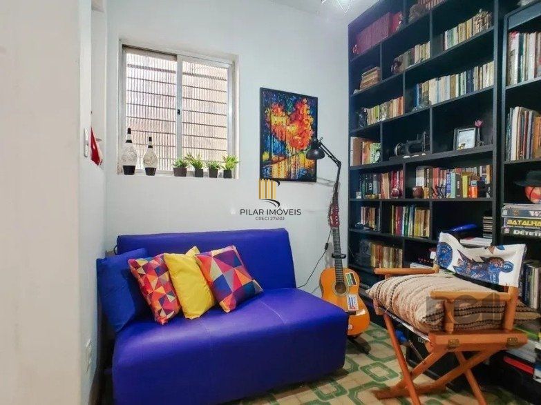 Apartamento Térreo com 02 dormitórios Na cidade Baixa em Porto Alegre/RS