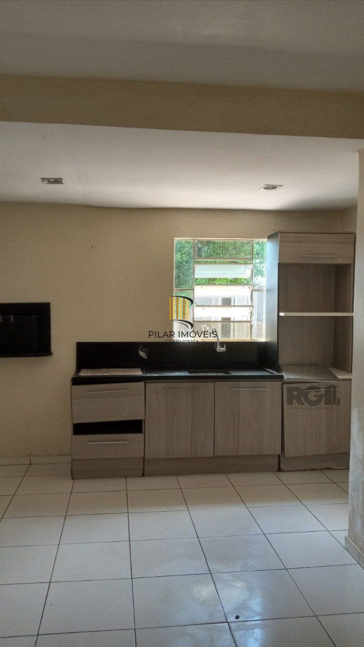 casa com 3 dormitórios no bairro Olaria