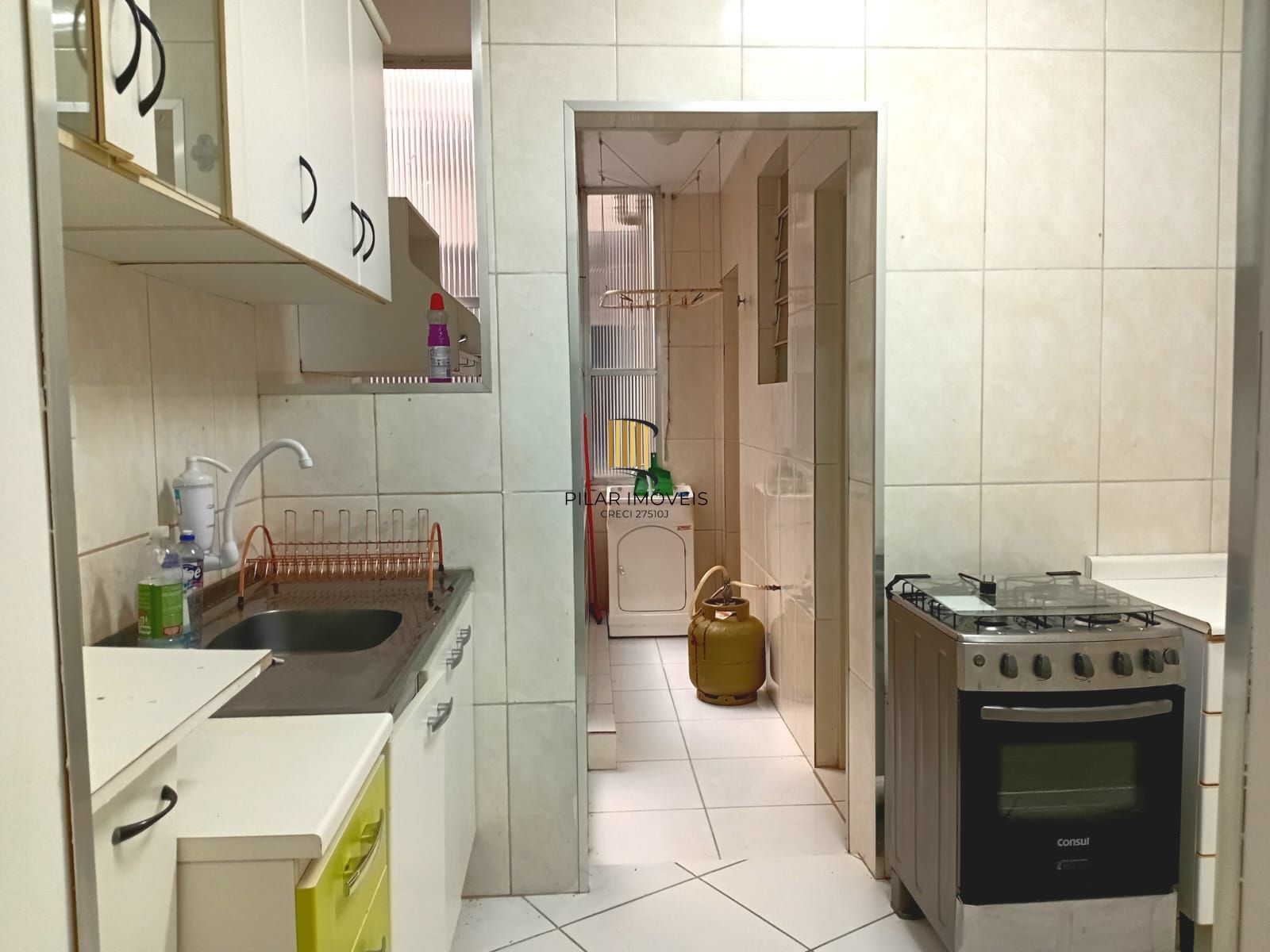 Apartamento 3 dormitórios, frente, sacada no bairro Santana - Porto Alegre - RS