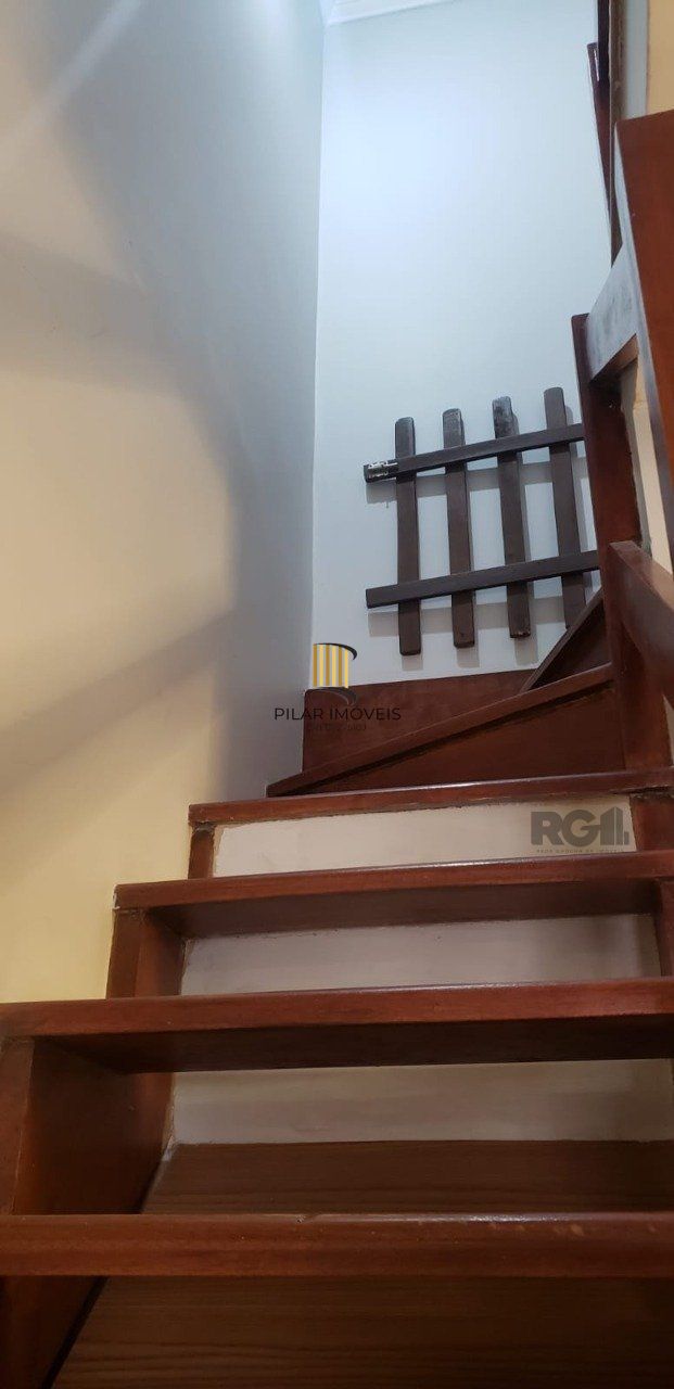 Sobrado para Venda 2 dormitórios, 1 vaga - Vila Nova, Porto Alegre