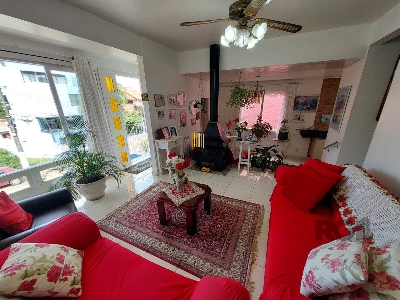 CASA 3 QUARTOS - ESPÍRITO SANTO - PORTO ALEGRE - RS