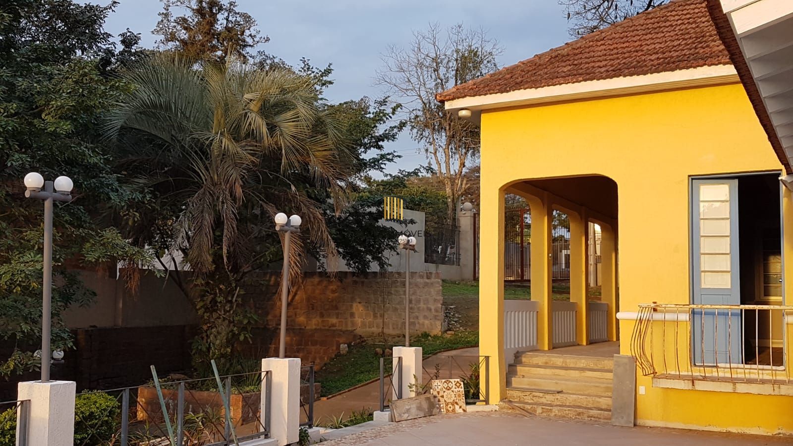 Casa Centenária no Bairro Belém Velho Residencial/Comercial