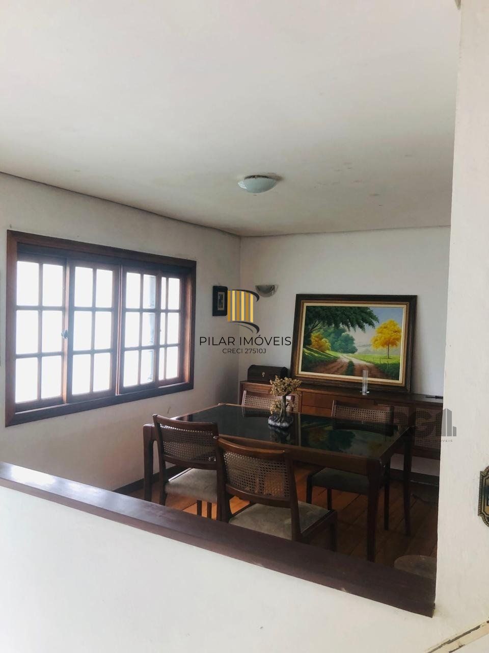 Casa 4 dormitórios no bairro Bom Jesus