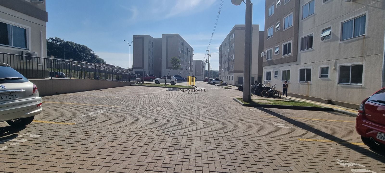 Apartamento 2 dormitórios, 1 vaga, semimobiliado - Cavalhada Porto Alegre RS