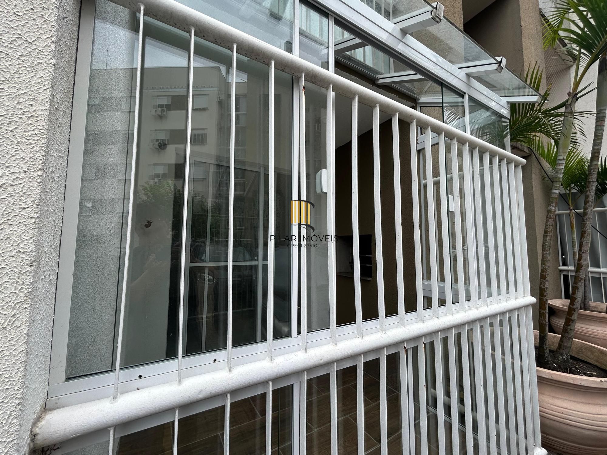 Ótimo apartamento 2 dormitórios 54m² sacada com churrasqueira - BAIRRO VILA NOVA