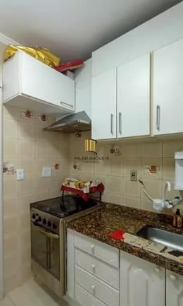 Apartemento de 2 dormitórios com vaga coberta no bairro Tristeza