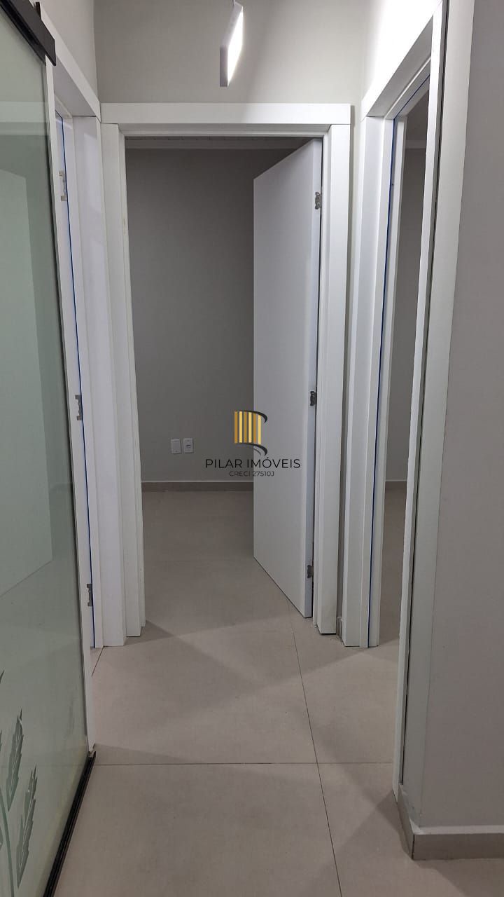 Casa em Condomínio com 02 Quartos, Bairro Restinga