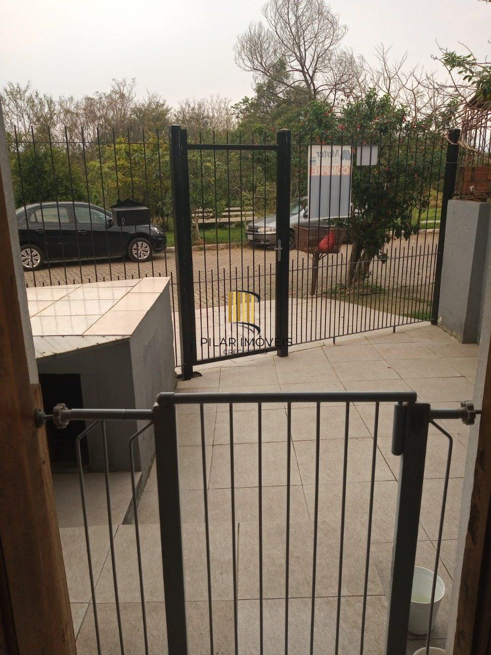 Casa com 5 quartos, 1 suíte, 4 vagas de garagem, no bairro Aberta dos Morras, Porto Alegre/RS