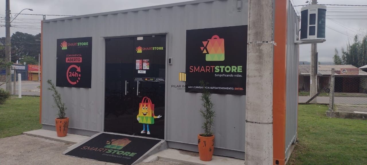 Apartamento de 2 dormitórios com vaga e portaria 24 horas !