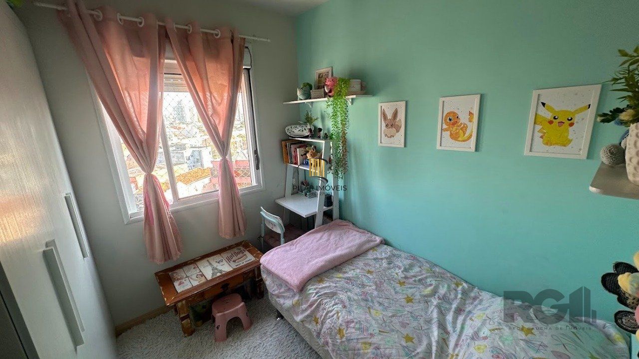 Apartamento 2 dormitórios no bairro Azenha