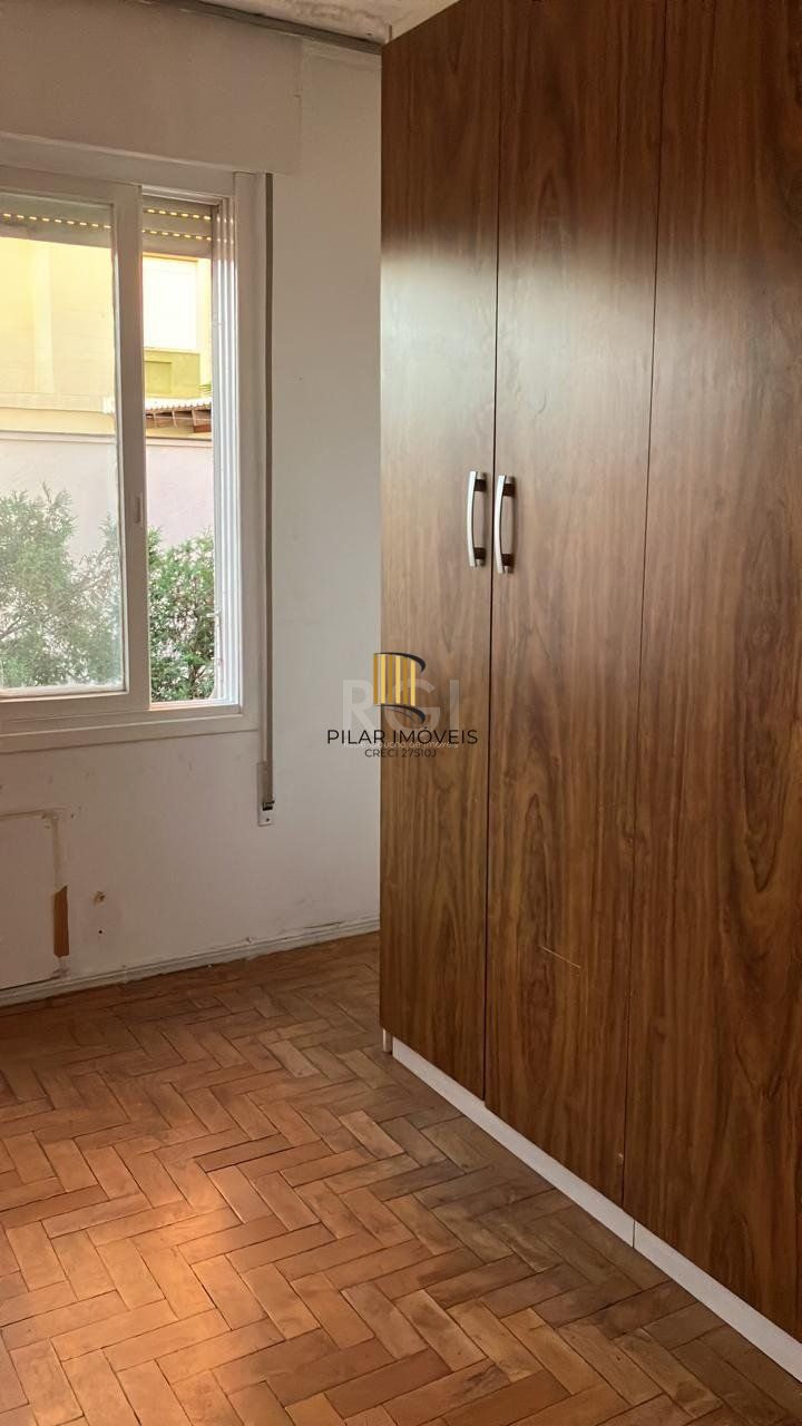 Apartamento de 2 dormitórios no bairro Passo d´Areia