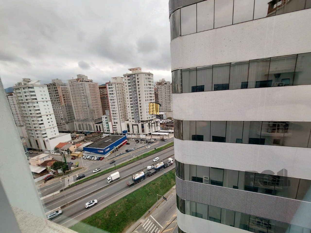 APARTAMENTO 3 SUITES - ANDAR ALTO - VISTA PARA O MAR - MEIA  PRAIA - ITAPEMA - SC
