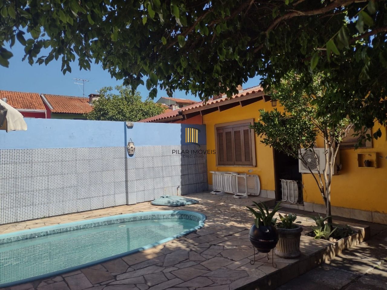 Casa para Venda - 693.6m², 5 dormitórios, sendo 3 suites, 4 vagas - Hípica