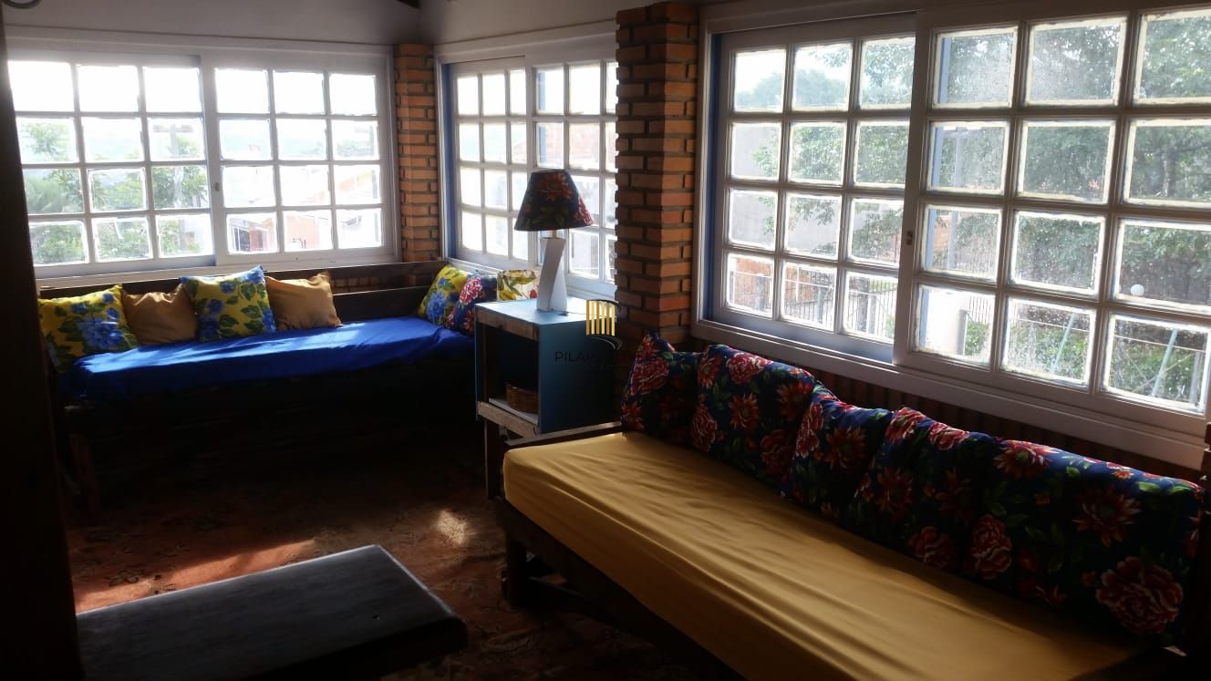 Casa Centenária no Bairro Belém Velho Residencial/Comercial
