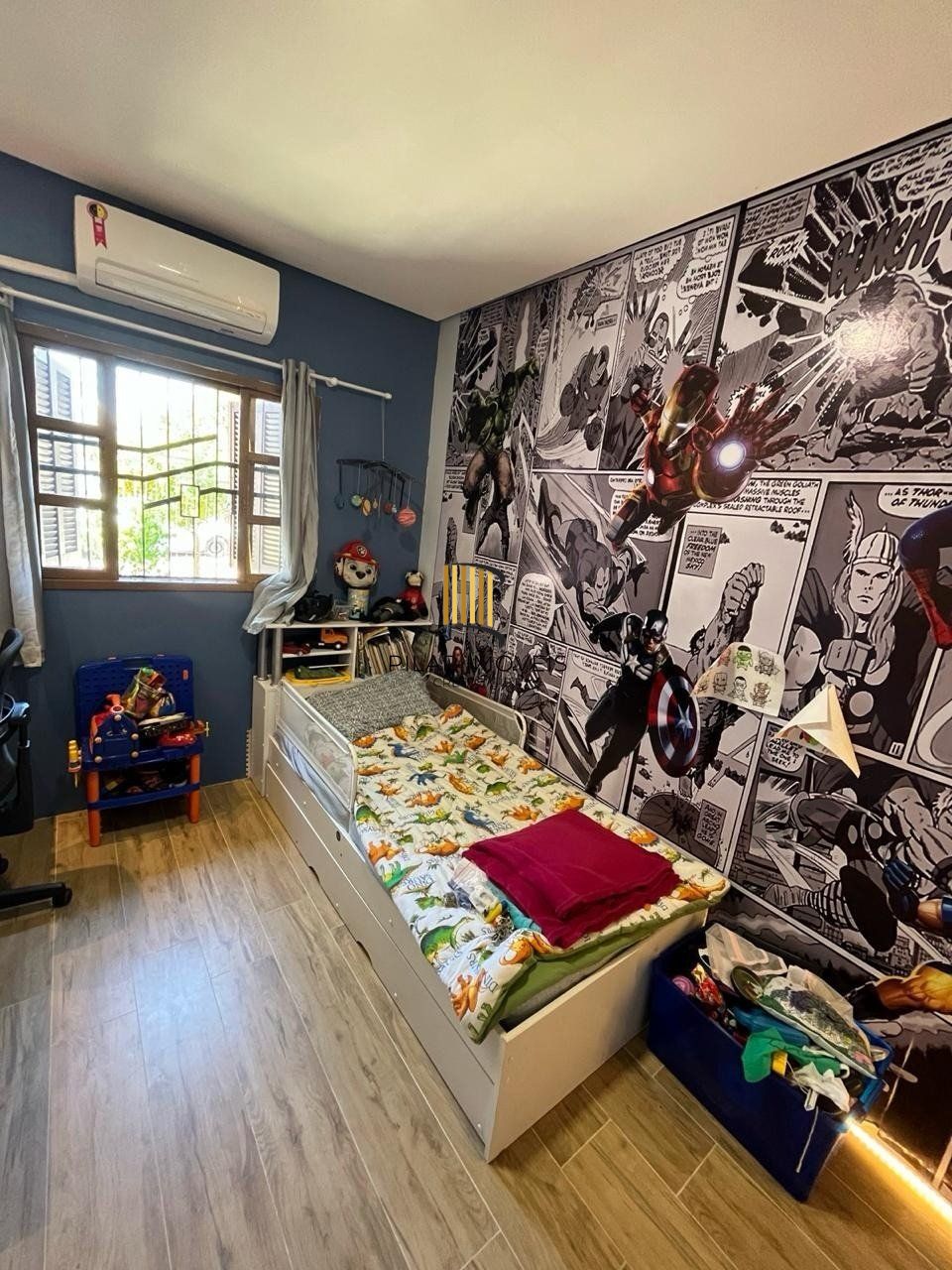 Sobrado a venda no bairro Mato Grande em Canoas