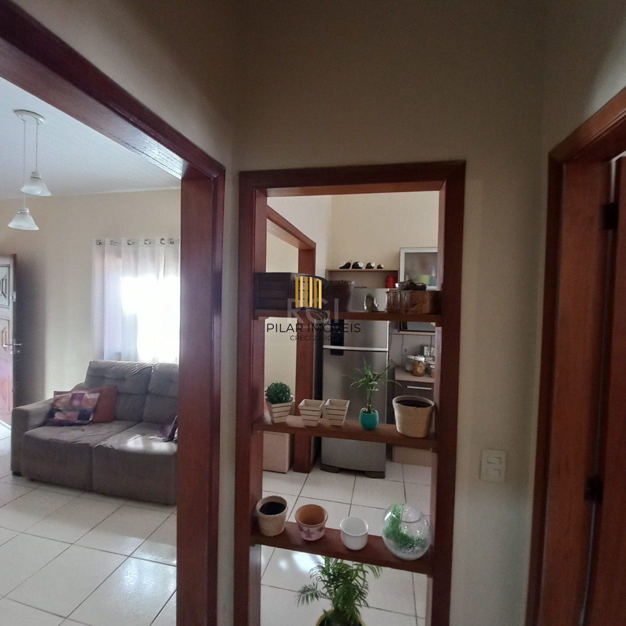 2 Casa com 4 quartos, 2 vagas de garagem, no bairro Belém Novo, Porto Alegre/RS     