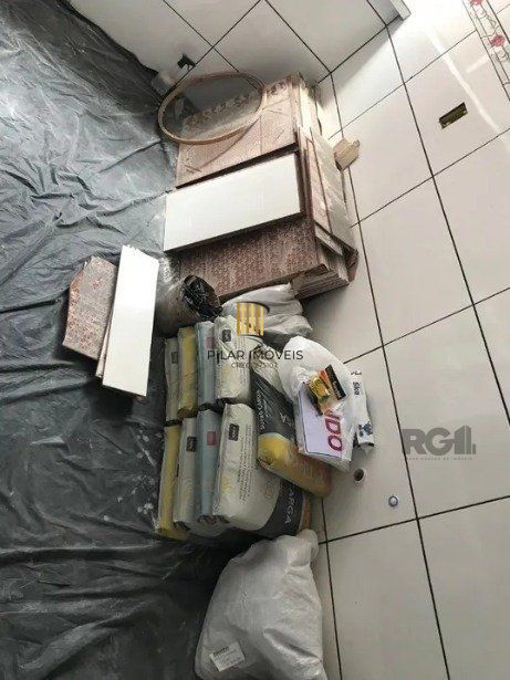 Apartamento 2 dormitórios no bairro Rubem Berta