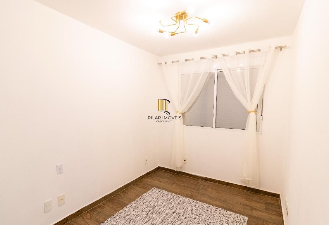 Apartamento com 03 quartos e 01 vaga escriturada no Bairro Camaquã