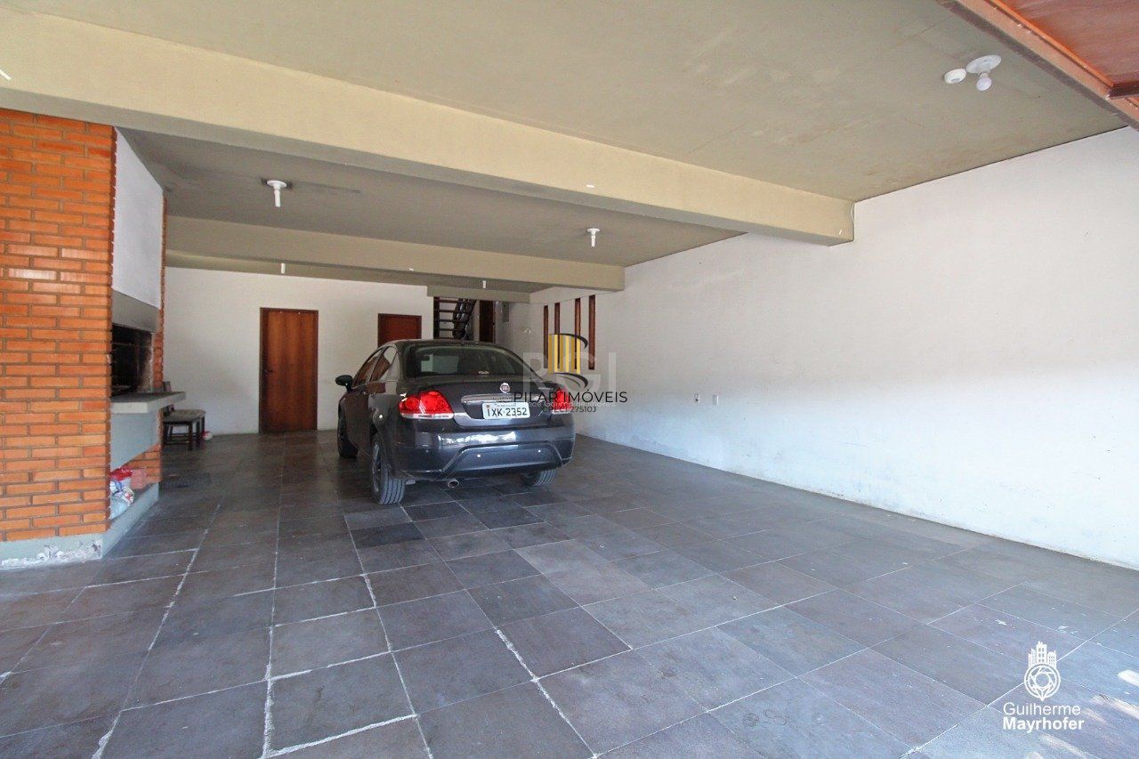 Casa para Venda - 526.64m², 4 dormitórios, sendo 2 suites, 4 vagas - Teresópolis