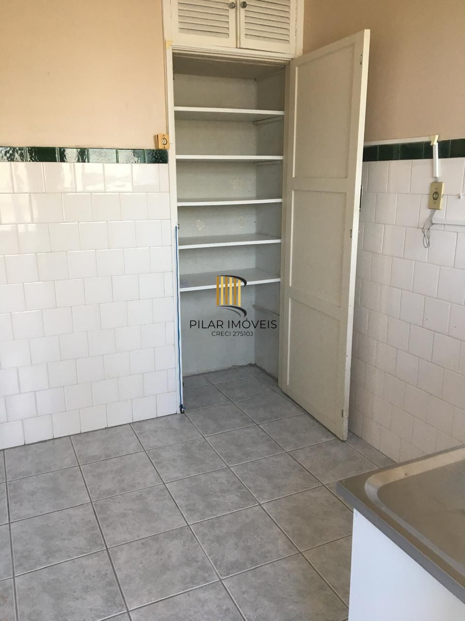 Apartamento com 01 quarto no Bairro Menino Deus em Porto Alegre