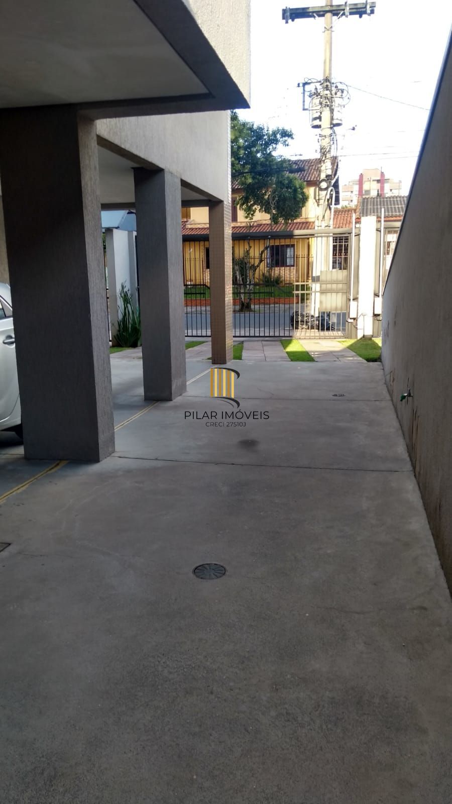 Apartamento com 02 quartos (01 suíte) e 03 Vagas no Bairro Cristo Redentor